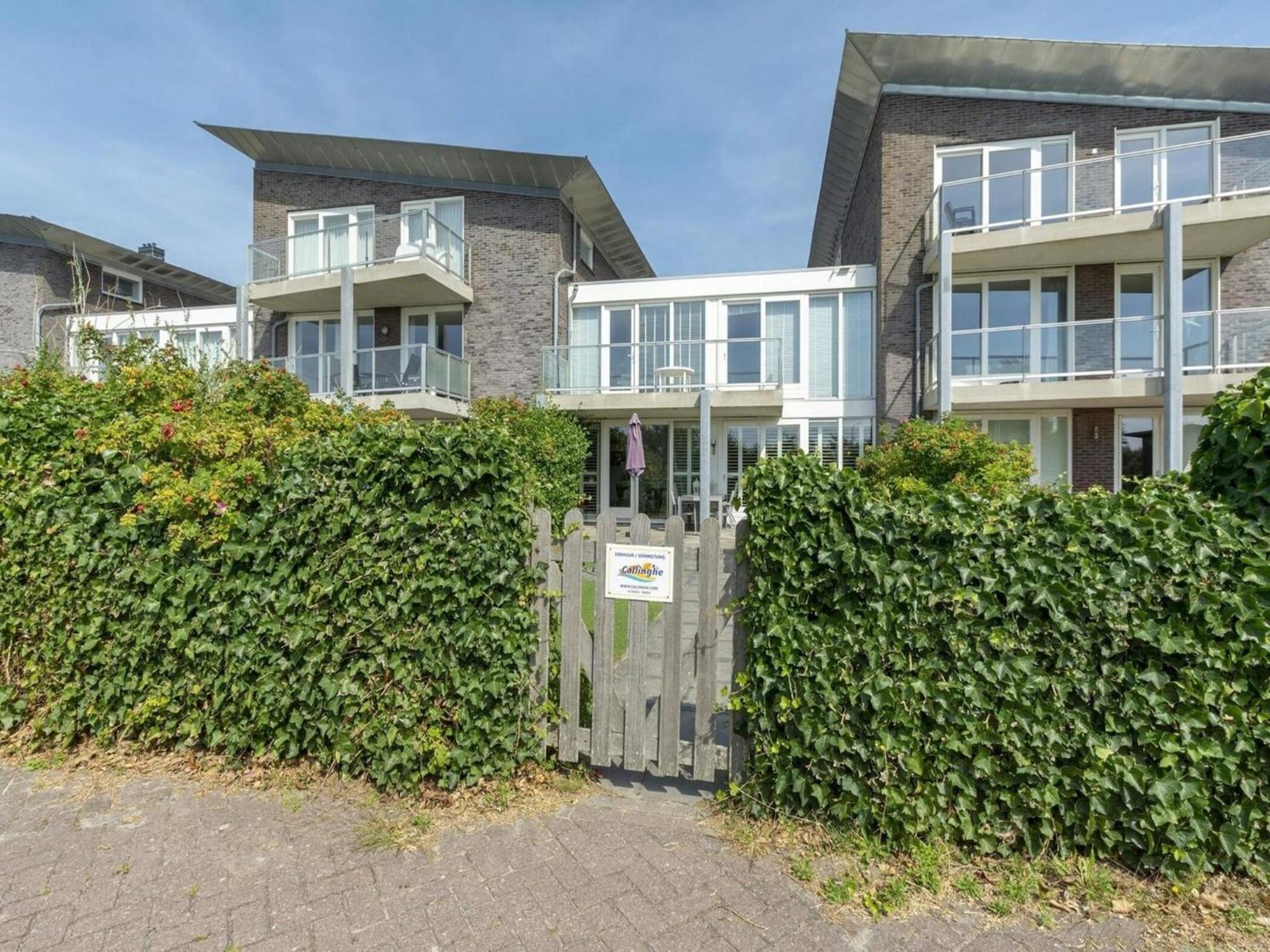 Beachside Apartment At Foot Of Dunes คัลลันท์สโอก ภายนอก รูปภาพ